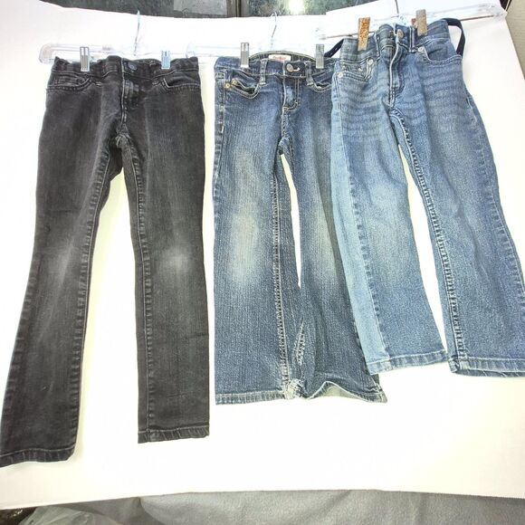 3 Pair of Jeans. See pics For Brands Size are 5-7 - Picture 1 of 14
